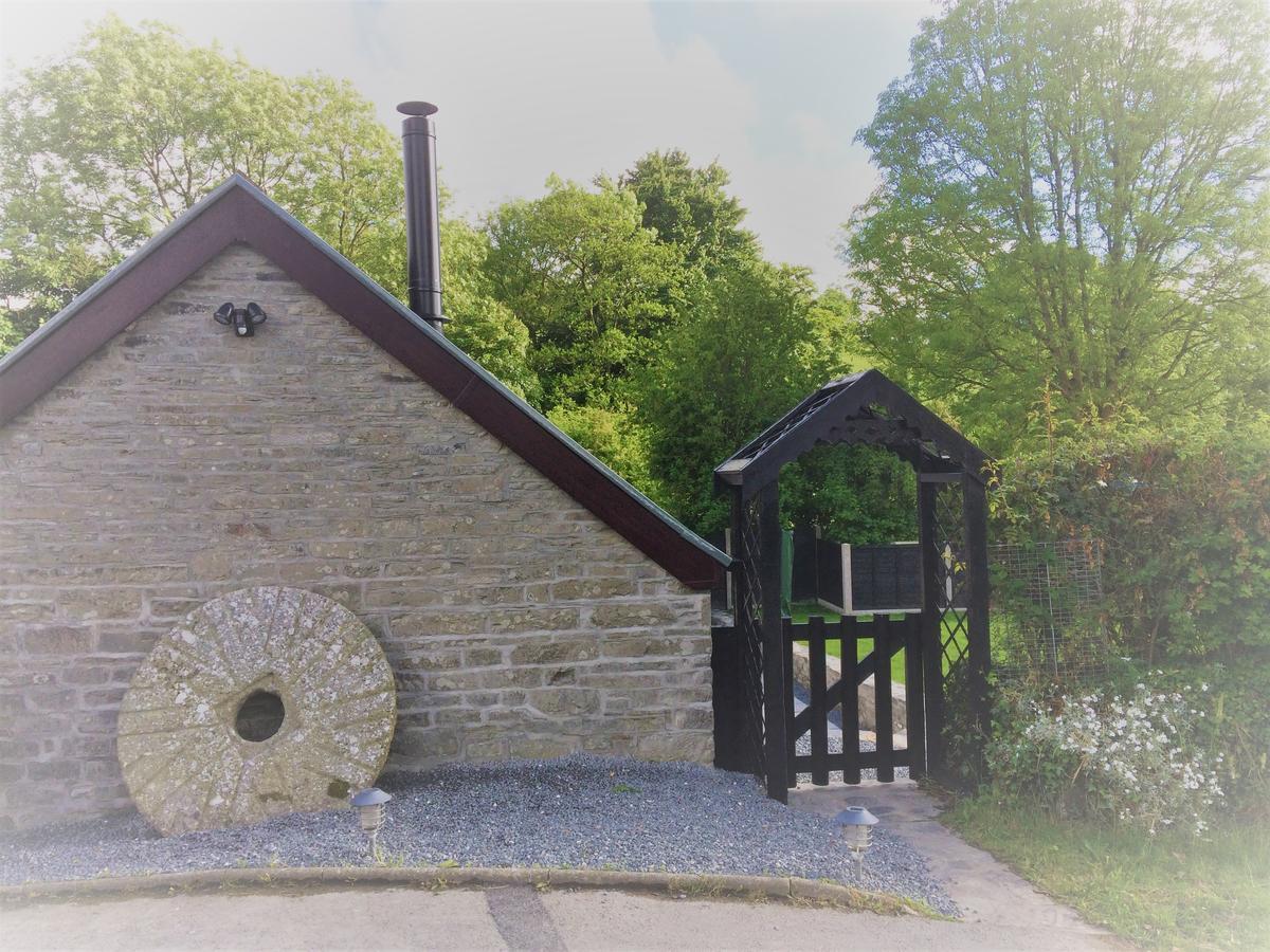 Vila The Bakery Llanddeiniol Exteriér fotografie